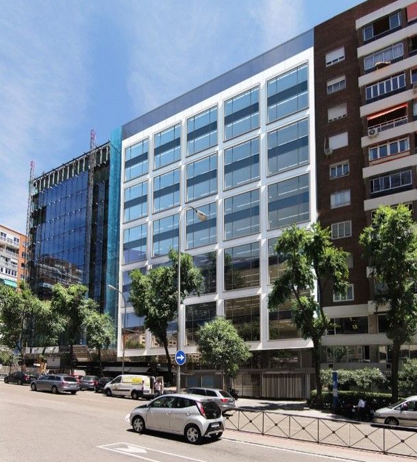 Oficinas AMREST HOLDING Paseo de la Castellana 163 MADRID